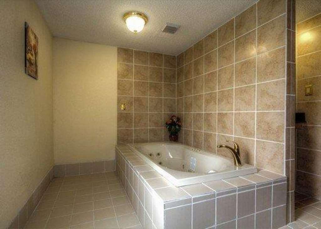 Rodeway Inn Ері Номер фото